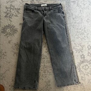 Hollister Low Rise Jeans in Gray